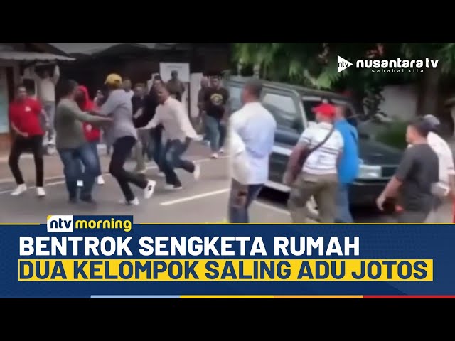 Youtube Thumnail image of : Chaos! Dua Kelompok Adu Jotos di Senen, Diduga Akibat Sengketa Rumah | NTV MORNING
