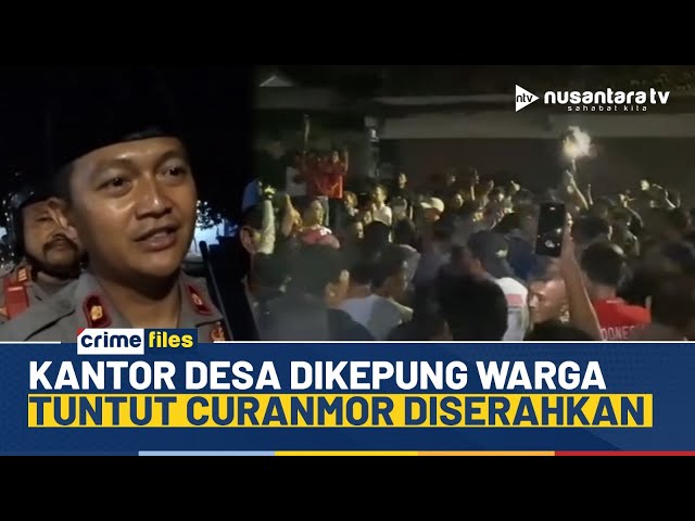 Youtube Thumnail image of : Chaos! Kantor Desa Karawang Dikepung Warga, Tuntut Curanmor Diserahkan ke Massa | CRIME FILES