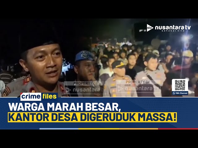 Youtube Thumnail image of : Massa Kepung Kantor Desa, Tuntut Pelaku Pencurian Motor Diserahkan | CRIME FILES